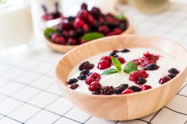 Receita de Iogurte Natural Caseiro